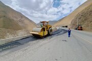 ببینید|عملیات لکه گیری محور کرج به کندوان محدوده خرگوش دره حوزه راهداری گچسر