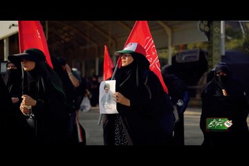 ویدیو| ️تا ابد این راه ادامه دارد«باید برخاست» «مِثْلِی لَا يُبَايِعُ مِثْلَه» «یا لَثاراتِ الحُسین»