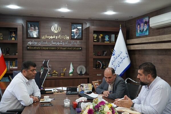 نشست مشترک مدیر کل نیروهای مسلح با مدیر کل بوشهر