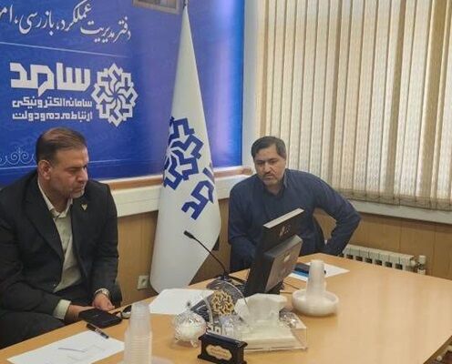 حضور مدیرکل راه‌آهن اراک در مرکز ارتباطات مردمی استانداری مرکزی۱۱۱