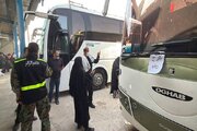 ببینید|بازگشت زائران اربعین حسینی از پايانه مرزی مهران به استان البرز
