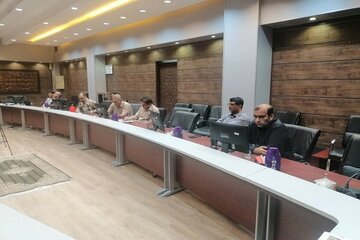 جلسه بازنگری طرح آماده‌سازی سایت ۴۵۰ هکتاری بوشهر