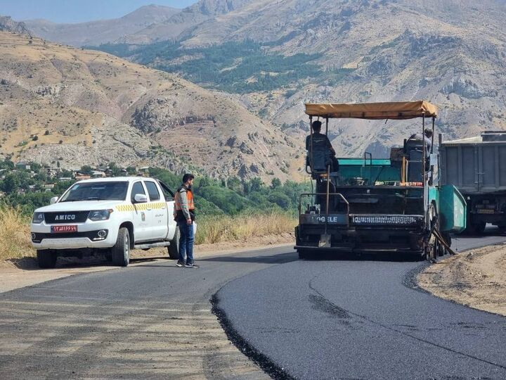 آغاز عملیات روکش آسفالت محور روستایی یارود–رجایی‌دشت در الموت غربی