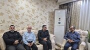 ببینید | همزمان با روز خبرنگار مدیرکل راه و شهرسازی از روزنامه نگار پیشکسوت خوزستانی عیادت کرد