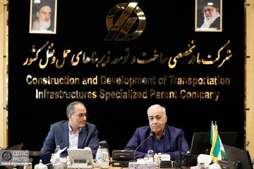 تقدیر از عوامل راه‌آهن میانه‌- اردبیل