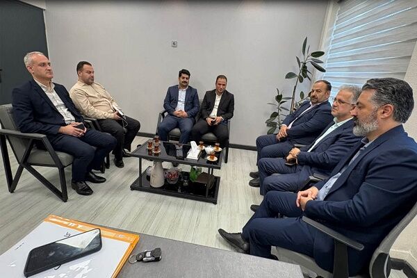 نشست هم‌اندیشی معاونت شهرسازی  با شهرداران