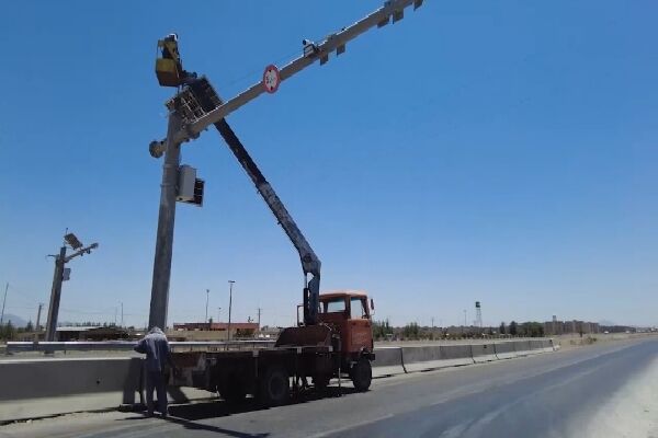 ویدئو | نصب و راه اندازی دو سامانه ثبت تخلفات در کمربندی شهید کلانتری شهرستان زاهدان با هدف هوشمند سازی و ارتقا ایمنی در محورهای مواصلاتی شمال استان سیستان و بلوچستان