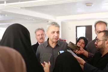 بازدید اصحاب رسانه از پروژه‌های نهضت ملی مسکن استان قزوین به مناسبت روز خبرنگار