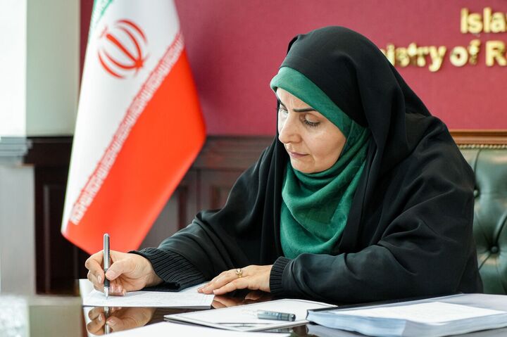 پیام تبریک وزیر راه و شهرسازی به رئیس ستاد کل نیروهای مسلح