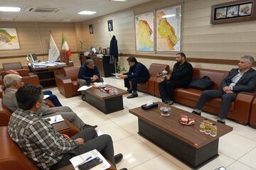 ببینید |برگزاری نشست مشترک مدیرکل راه و شهرسازی خوزستان با نماینده رامهرمز و رامشیر در مجلس شورای اسلامی با هدف بررسی پروژه‌های حوزه راه و شهرسازی