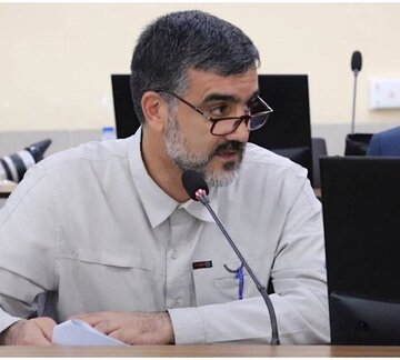 اکبری