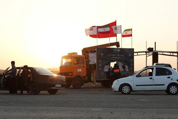 ببینید| برپایی ایستگاه خدمت‌رسانی اداره کل راهداری و حمل‌ونقل جاده‌ای خراسان جنوبی به زائران و عزاداران دهه پایانی ماه صفر