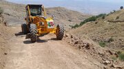 ببینید/ ریزش‌برداری، شانه‌سازی مسیر، تسطیح شانه راه و قنوزنی محور روستایی هلارود توسط راهداران الموت در استان قزوین