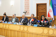 ببینید|نشست خبری وزیر با خبرنگاران
