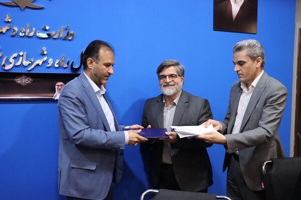 قرارداد کارگزاری مدیریت املاک بازآفرینی شهری در خراسان رضوی امضا شد