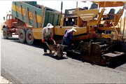 تداوم تسطیح و آماده سازی تا ترانشه برداری و اجرای آسفالت در محورهای روستایی شهرستان دهگلان کردستان