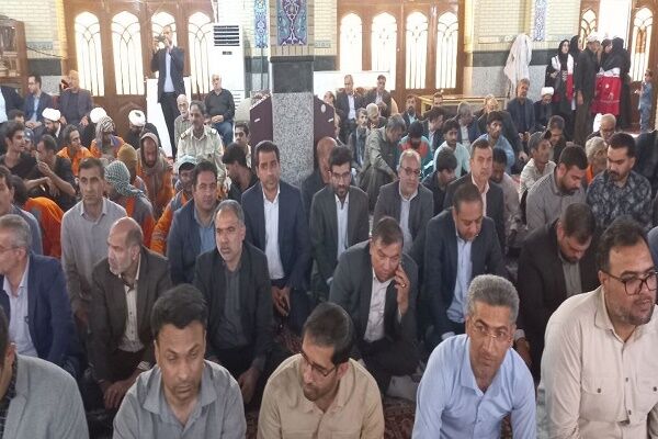 ببینید| شرکت مدیر کل و کارکنان بسیجی اداره کل راه و شهرسازی سیستان وبلوچستان در مراسم چهلم رهبر شهید انقلاب در مسجد جامع زاهدان