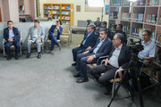 ببینید |