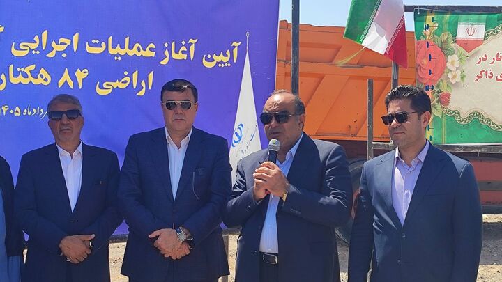 آغاز عملیات آماده‌سازی سایت ۸۴ هکتاری شهرستان انار کرمان/  ۳۰۰۰ خانواده صاحب زمین مسکونی می‌شوند 