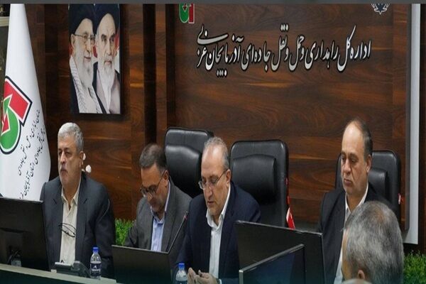 آمادگی کامل کارکنان اداره‌کل راهداری و حمل‌ونقل جاده‌ای آذربایجان‌غربی برای خدمت‌رسانی در شرایط مختلف