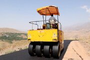 ببینید | عملیات آسفالت محور روستایی اورازان در شهرستان طالقان