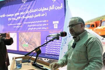 گزارش عملکرد مدیرکل راه و شهرسازی استان در مراسم شروع عملیات احداث باند دوم محور قلاجه - سرمست همزمان با آغاز هفته دولت