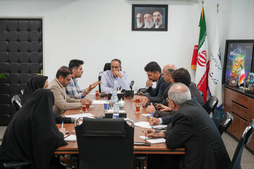 ببینید/نشست صمیمی  بهروز رحیمی معاون توسعه مدیریت و منابع انسانی با نمایندگان کارکنان ادارات کل راه و شهرسازی استان ها