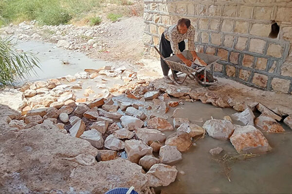 ببینید| ️عملیات بازسازی و مرمت کف پل محدوده روستای مله کرمینه پشتنگ ذهاب استان کرمانشاه