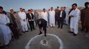 ببینید|آغاز عملیات اجرایی ساخت باند دوم در قطعه چهار محور خاش ـ سراوان همزمان با دومین روز هفته دولت