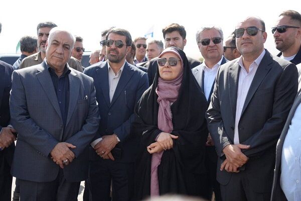 بازدید وزیر راه و شهرسازی از پروژه چهارخطه محور نهاوند ـ آورزمان ـ ملایر