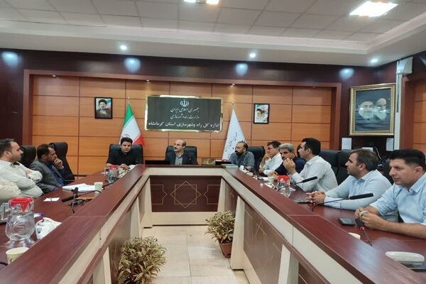 برگزاری کلاس آموزش سخنوری و فن بیان در اداره کل راه و شهرسازی استان کرمانشاه