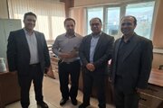 دیدار صمیمانه مدیرکل راه و شهرسازی استان مرکزی با کارکنان به مناسبت هفته دولت