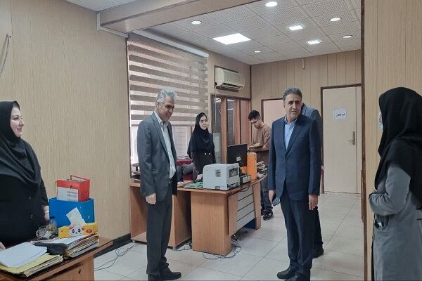 هر یک از کارمندان قطعه ای از پازل توسعه و عمران کشور هستند