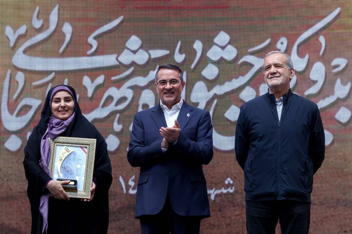 وزارت راه و شهرسازی به عنوان دستگاه اجرایی برتر «یاور فتح» برگزیده شد