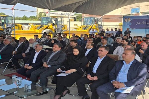 افتتاح ۷۹ پروژه راه‌وشهرسازی و ۴۱۹۷ واحد مسکونی در اردبیل