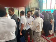 ببینید| برپایی میز خدمت اداره کل راه و شهرسازی خوزستان در مصلی نماز جمعه اهواز همزمان با هفته