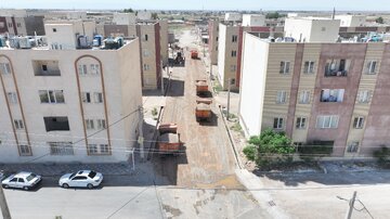 آغاز عملیات زیرسازی معابر برای آسفالت ریزی سایت هکتاری نهضت ملی مسکن گرمسار در استان سمنان