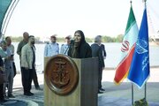 ببینید|فرآیند عملیات خارج سازی کشتی غرق شده موسوم به خانیان در بندر خرمشهر