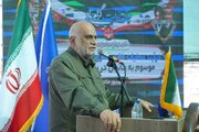 ببینید|فرآیند عملیات خارج سازی کشتی غرق شده موسوم به خانیان در بندر خرمشهر