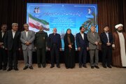 ببینید|آئین واگذاری اسناد مالکیت تحویل اراضی مسکونی در استان خوزستان
