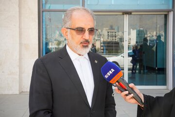 دکتر خورسندیان