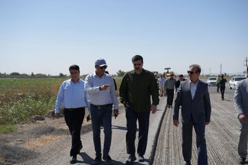 بازدید معاون وزیر راه و شهرسازی و رییس سازمان راهداری و حمل‌ونقل جاده‌ای از وضعیت محورهای مواصلاتی رامهرمز و رامشیر در استان خوزستان