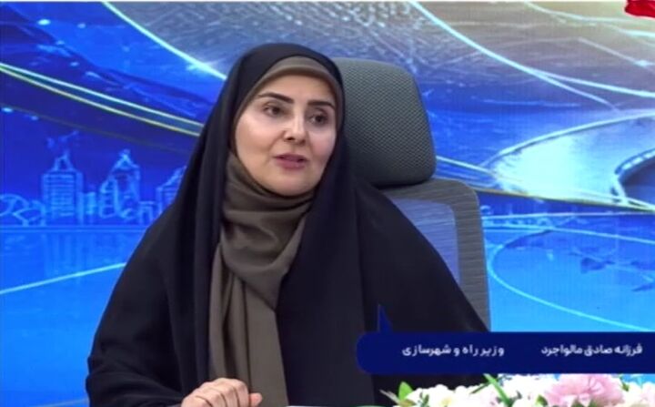 بیش از ۷۰ درصد کشتی غرق‌شده از اروند رود خارج شد/  روشنایی پل ۵۳ کیلومتری خوزستان به‌زودی تکمیل می شود