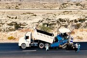 ببینید | اجرای پروژه شانه‌سازی و روکش آسفالت قطعه سوم محور نیکشهر-سه‌راهی کنارک در جنوب سیستان و بلوچستان
