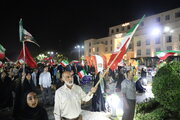 ببینید | برپایی میز خدمت و دیدار مردمی اداره‌کل راهداری و حمل‌ونقل جاده‌ای استان اصفهان در تحمع شبانه میدان امام حسین(ع)