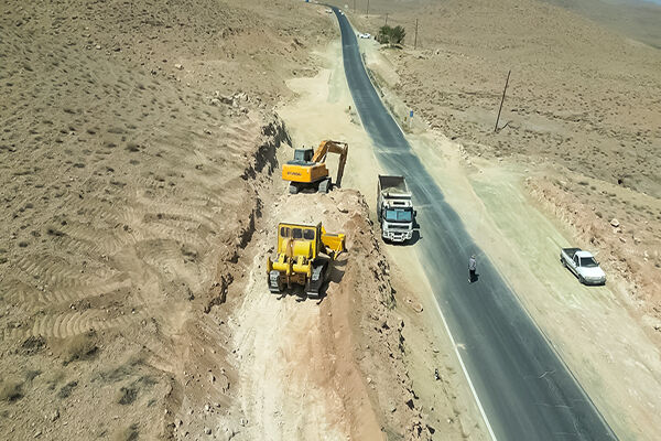 ایمن‌سازی و رفع نقاط حادثه خیز در محورهای شهرستان تفت