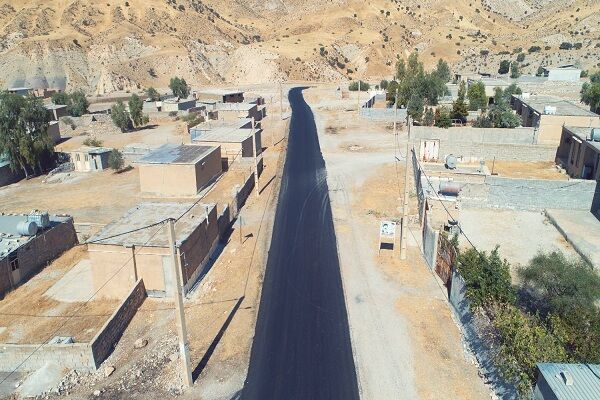 بهسازی و آسفالت راههای فرعی و روستایی حوزه استحفاظی شهرستان های ایلام و چوار به طول ۴۰ کیلومتر