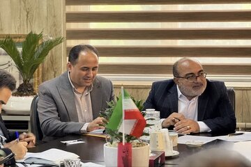 ببینید | بازدید نماینده ولی‌فقیه در استان البرز و فرماندار کرج از طرح نهضت ملی مسکن ماهدشت