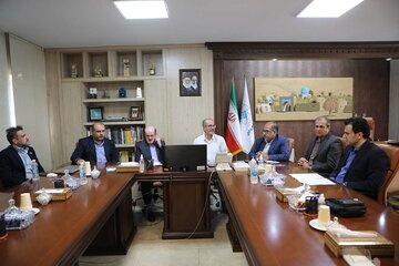 دیدار نماینده لنگرود با گلپایگانی