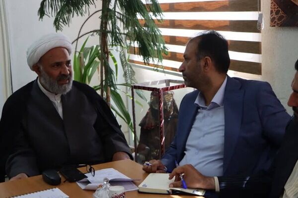 پیگیری مسائل ثبتی و بازآفرینی محله چهارچشمه مشهد